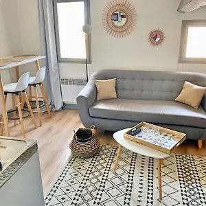Studio cosy à deux minutes du port Appartement La Seyne-sur-Mer